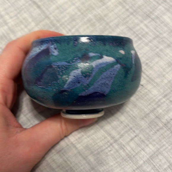 Vintage handmade pottery vase - Picture 3 of 7